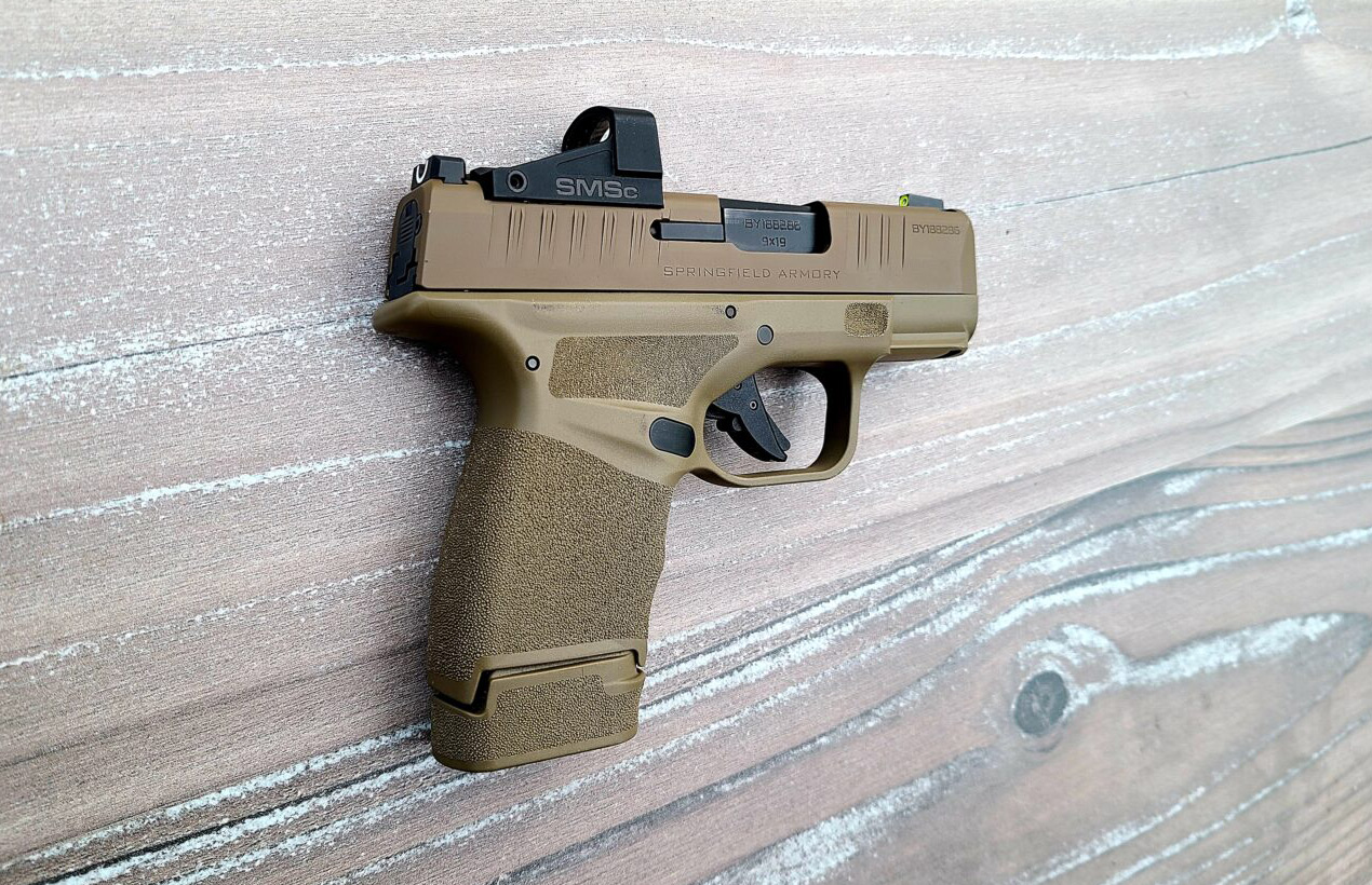 FDE Hellcat OSP pistol with optic