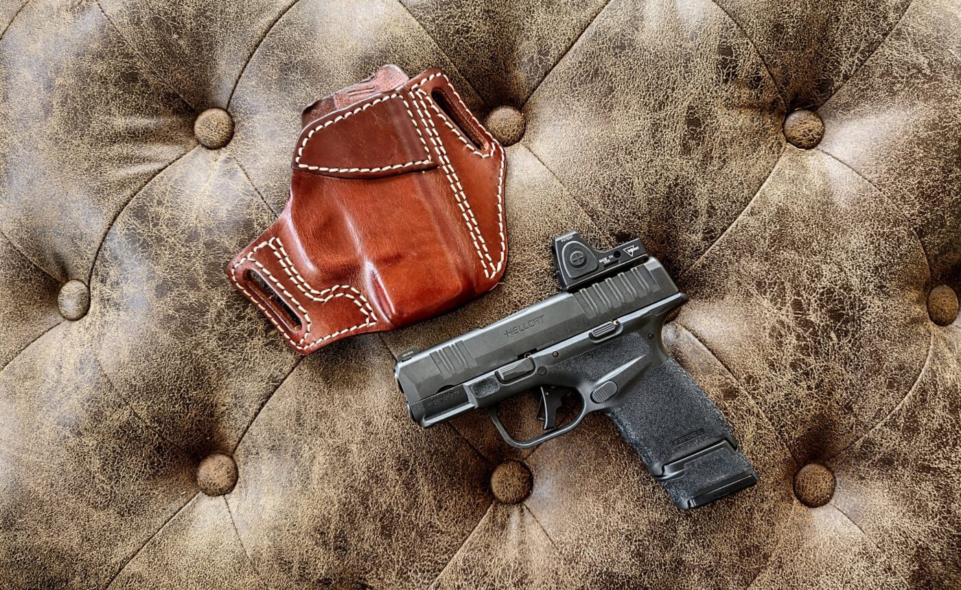 Craft Holsters Panther next to Hellcat pistol