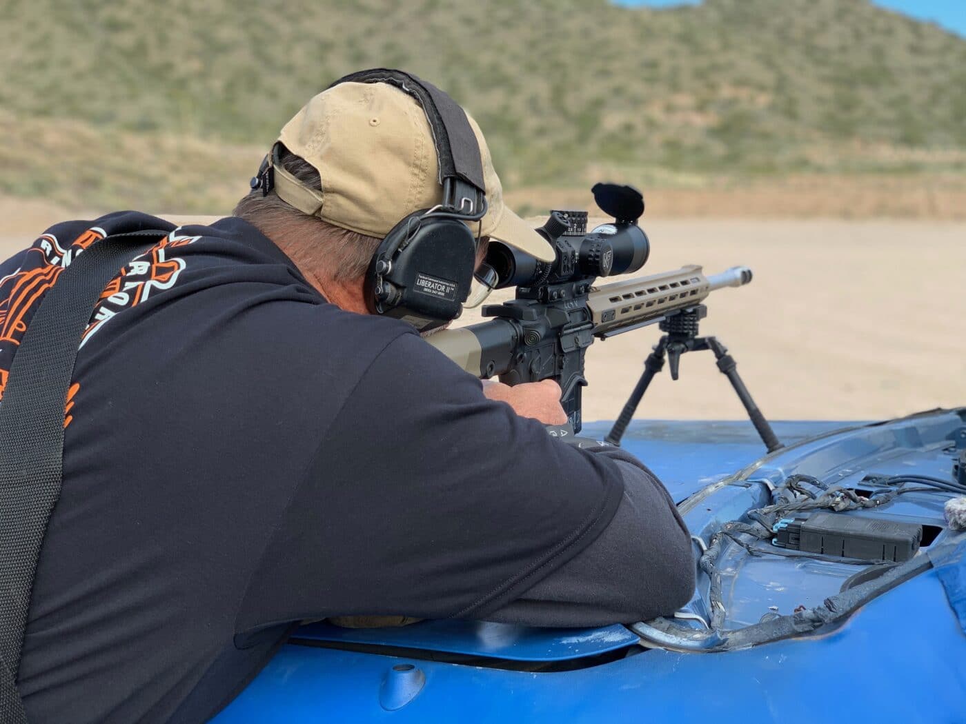 Rob Leatham with .224 Valkyrie SAINT rifle