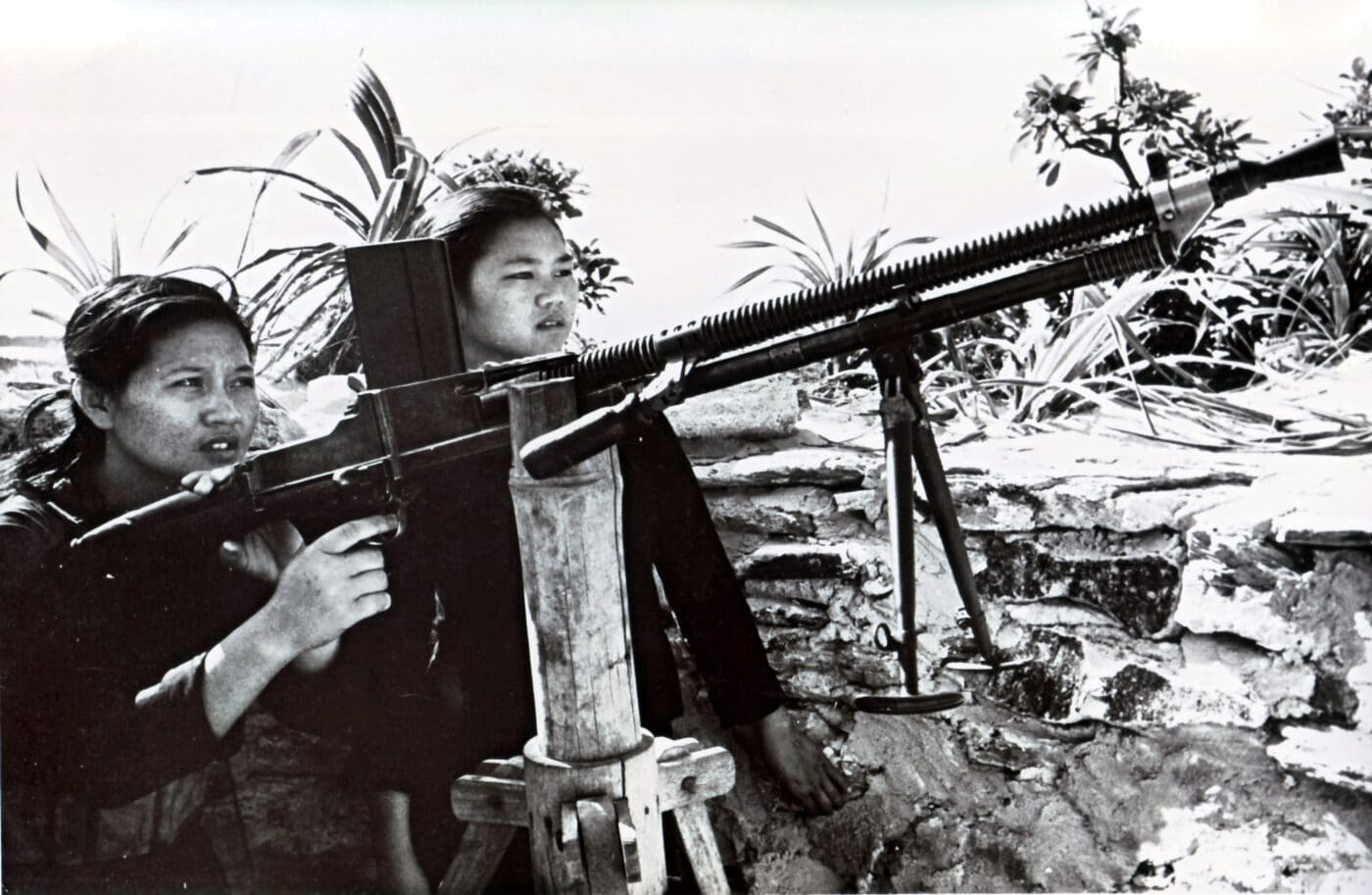 Two Viet Cong women with Czech-made ZB vz. 26 light machine gun in a Viet Cong AA position