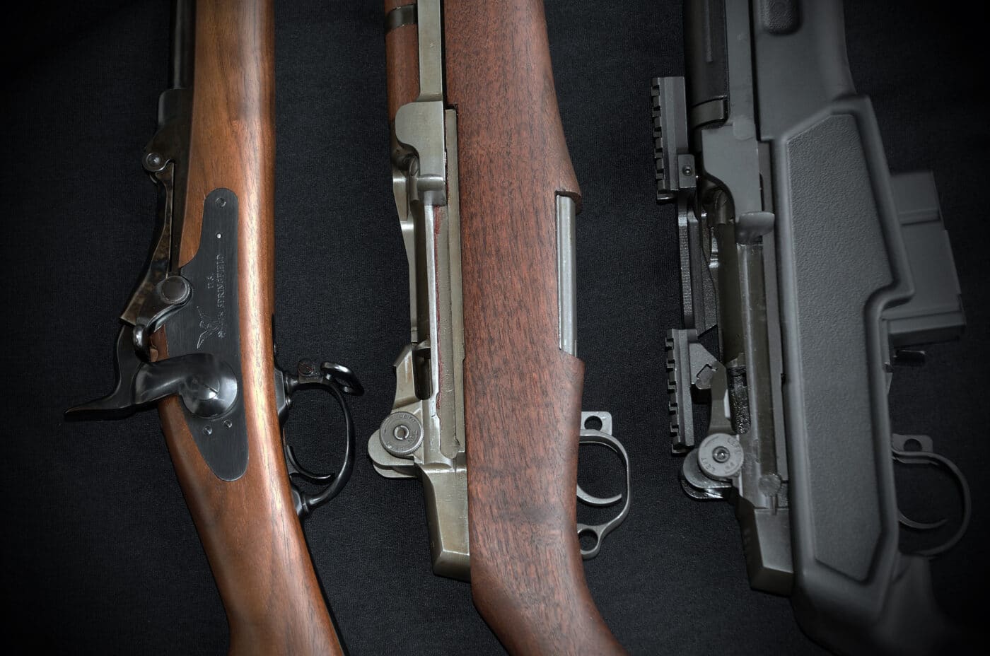 Various Springfield Armory rifles