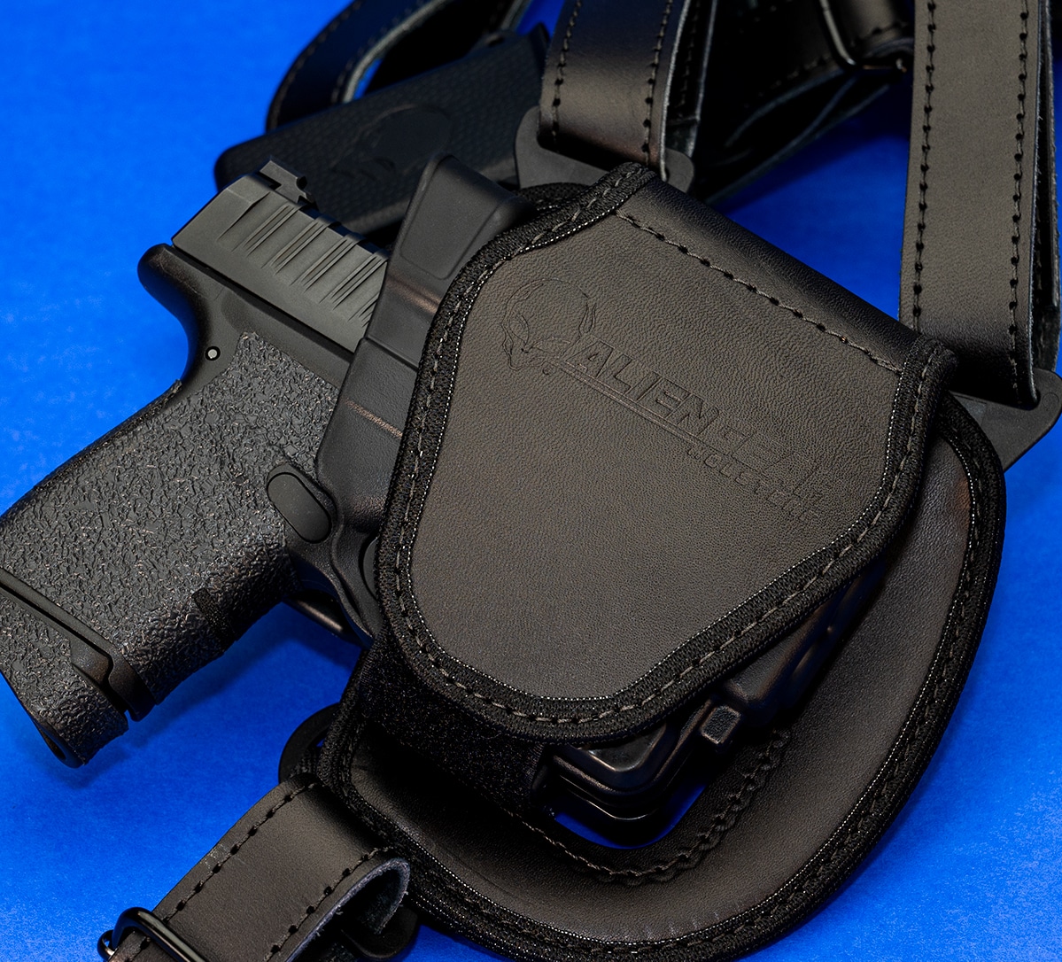 Springfield Hellcat in the Alien Gear shoulder holster