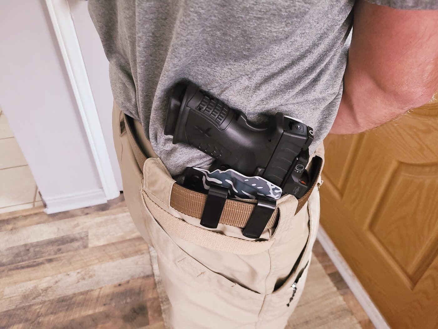 Springfield XD-M Elite 10mm carried in QVO holster