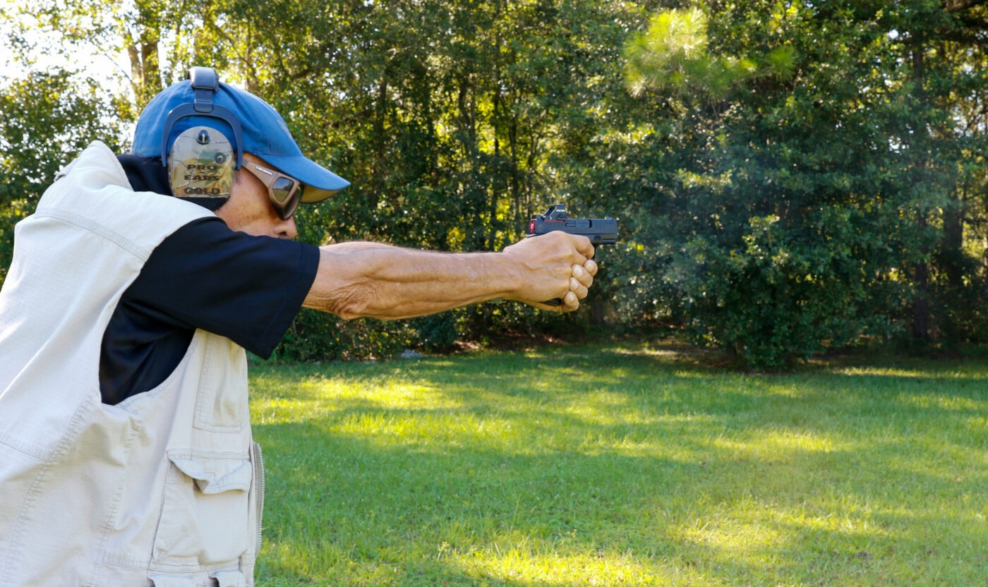 Massad Ayoob shooting the LTT Springfield Hellcat pistol