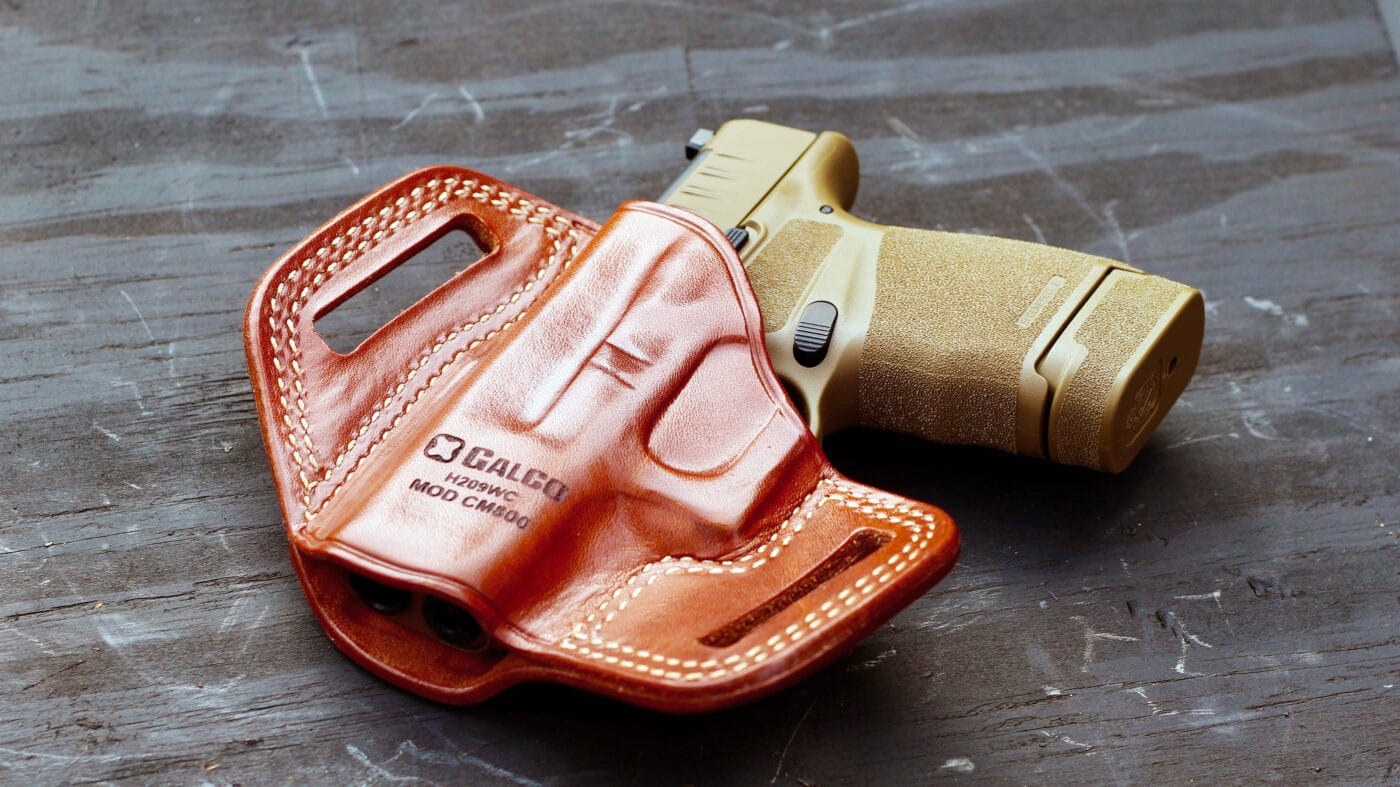 Galco Combat Master holster with Hellcat pistol