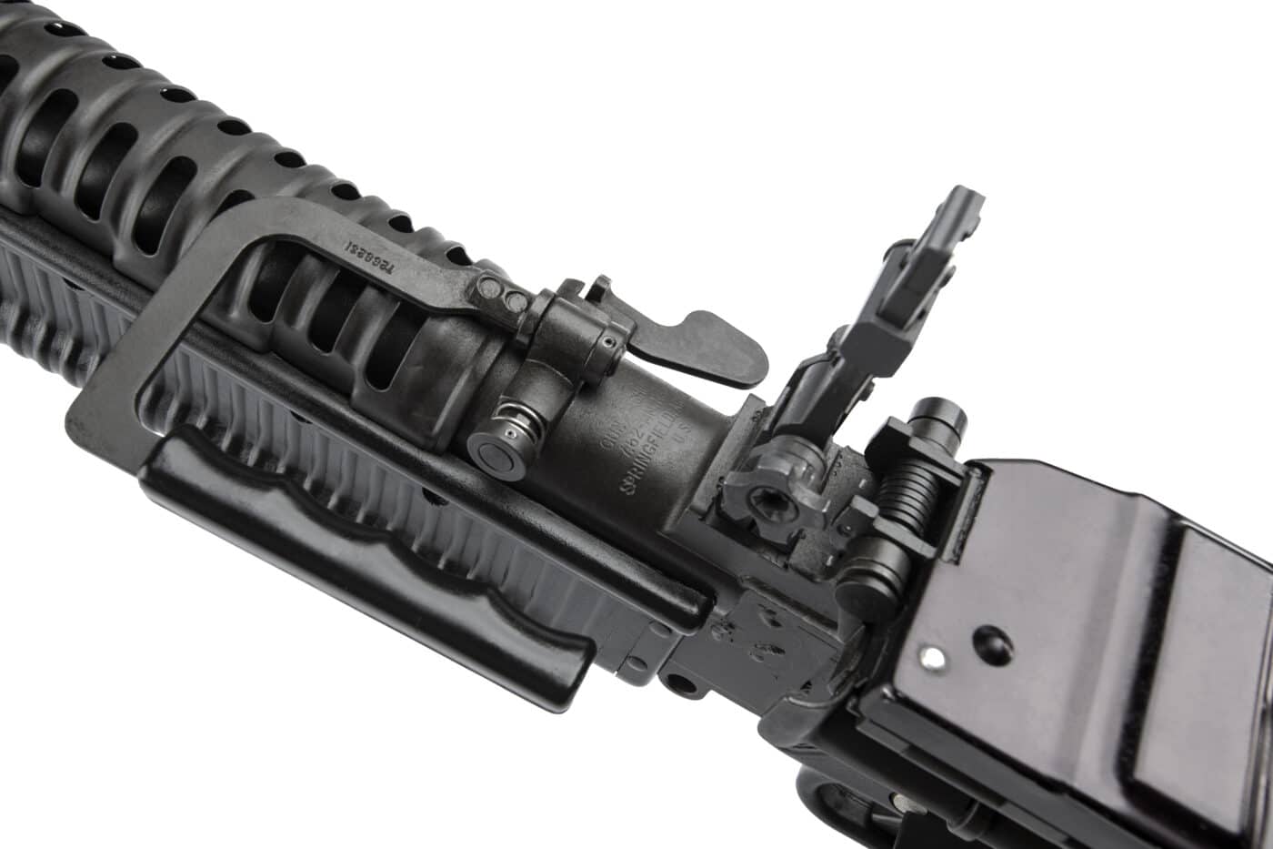 Barrel change system on the SA1 rifle