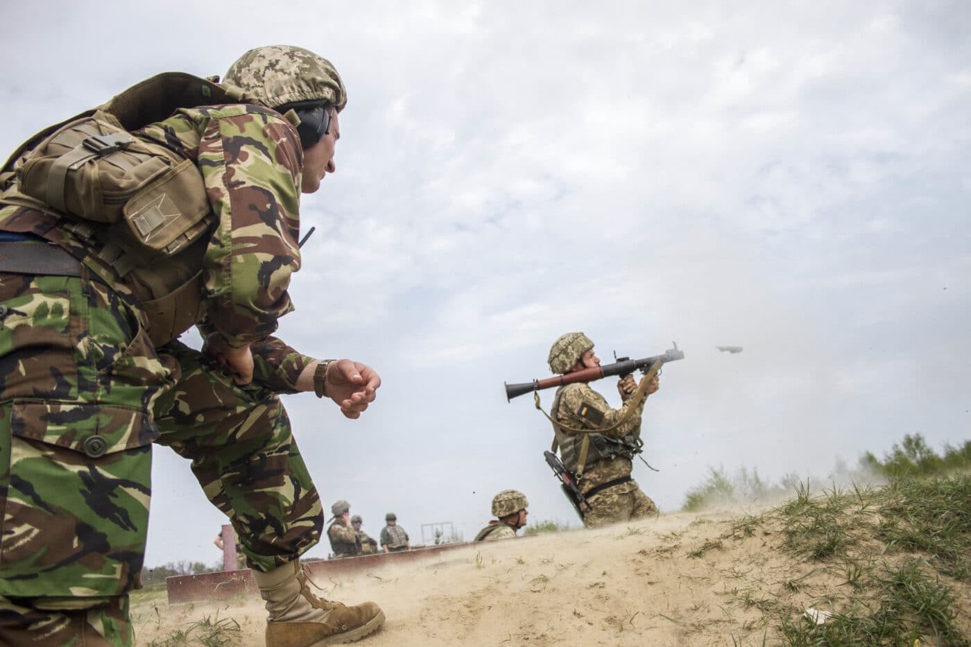 Ukrainian solider firing a RPG-7