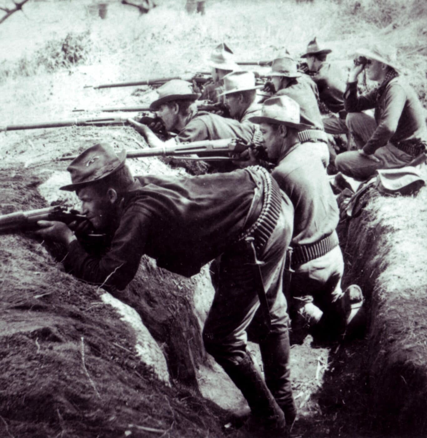 Krag rifle being used by soldiers in the Philippines in 1900