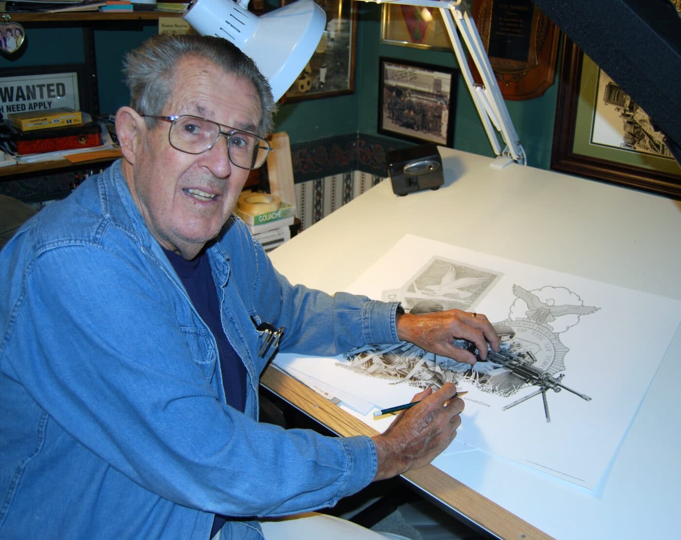 Artist Dick Kramer