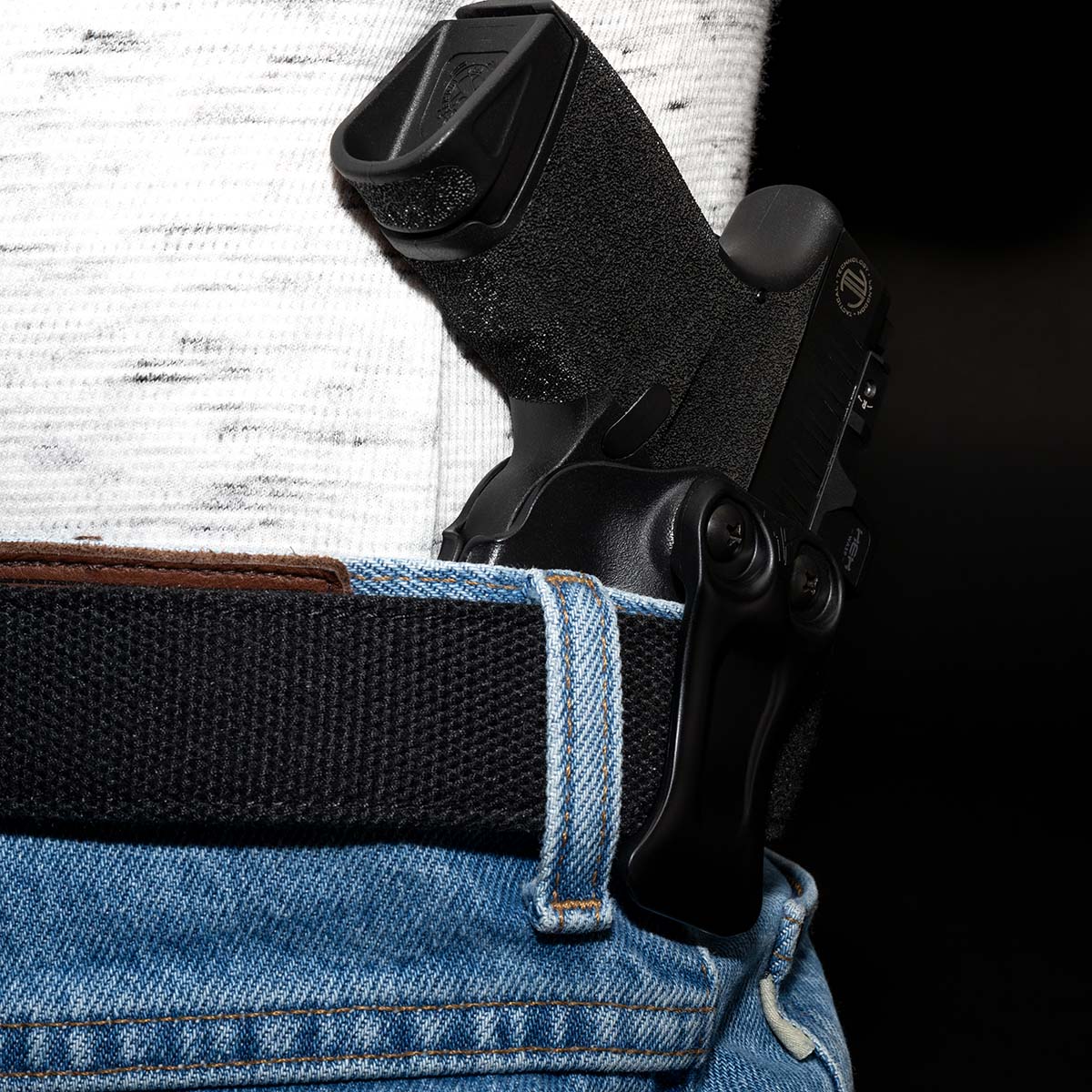 Wear test of Blade-Tech Nano holster