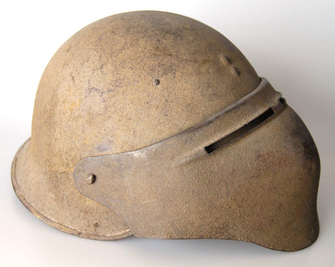 Side view of the U.S. Model 8 helmet