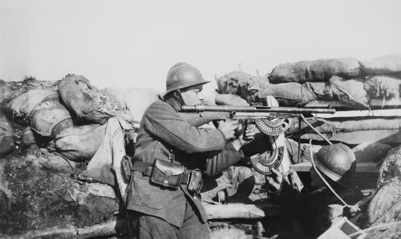 Soldier shooting a French Chauchat machine gun