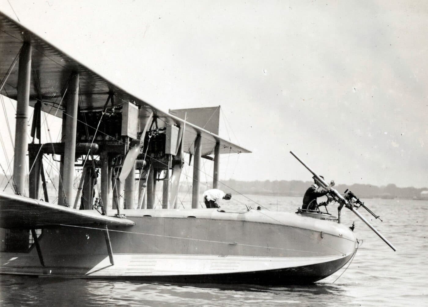 Davis RR gun III on a Curtiss F-5-L