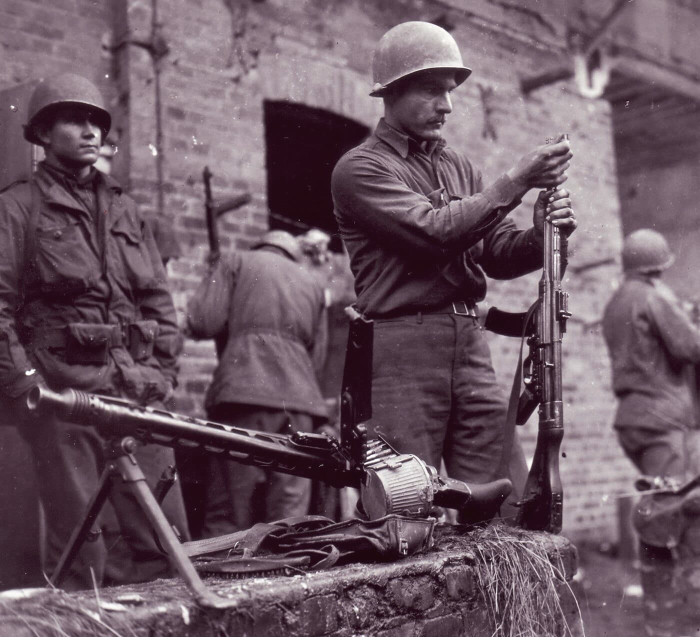 Stg 44 and Mg 42 Suggarth Germany