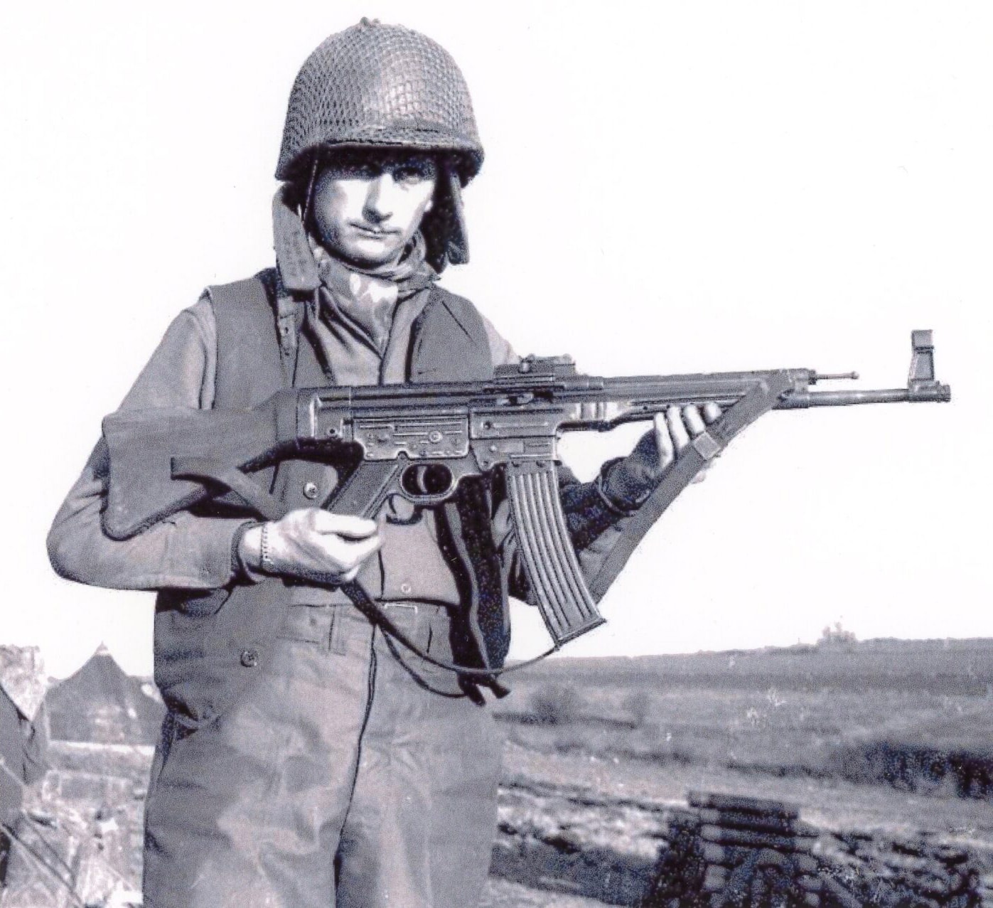 US soldier with captured StG44