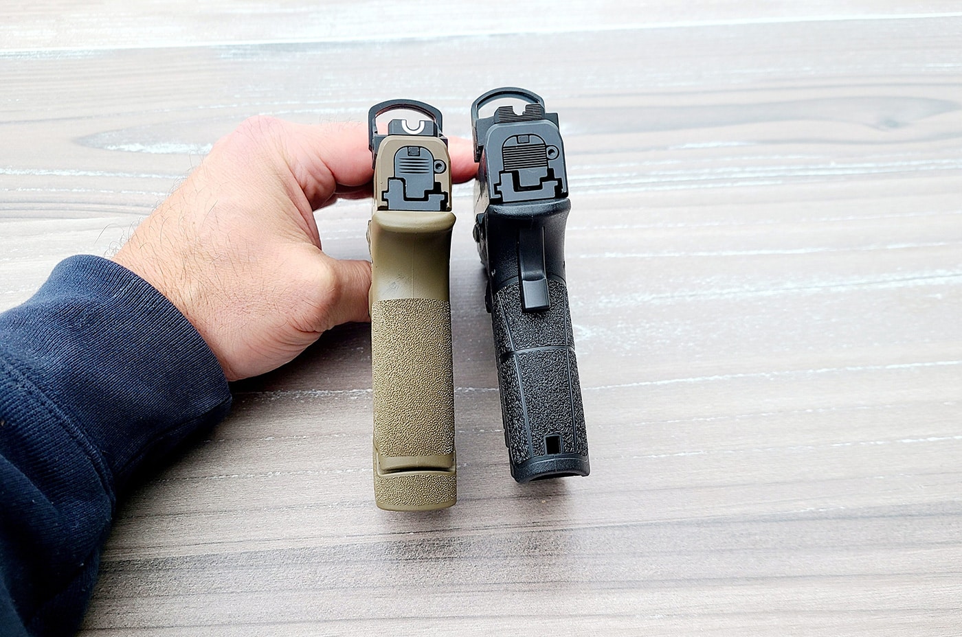 comparing thickness of XDS and Hellcat