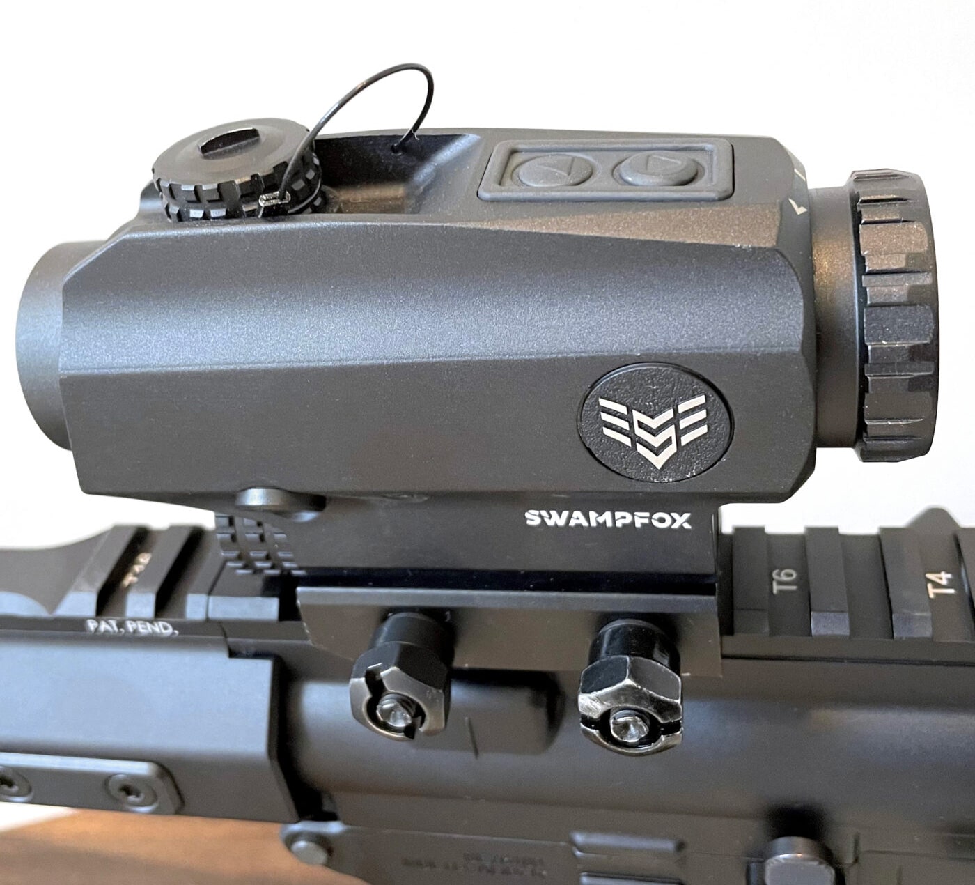 Blade prism sight on AR-15