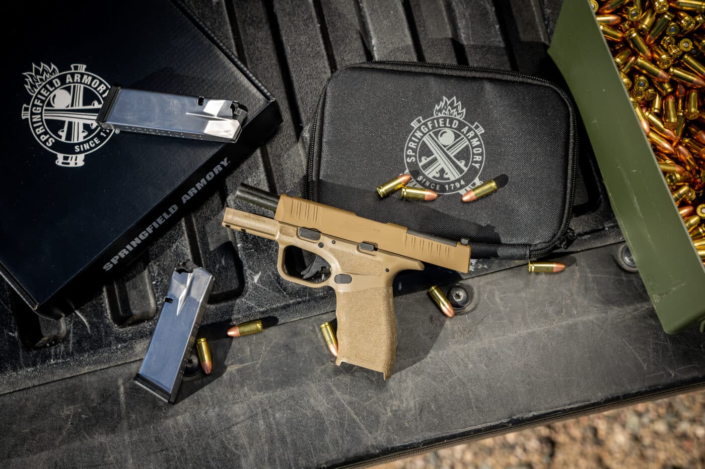 hellcat pro fde with accessories