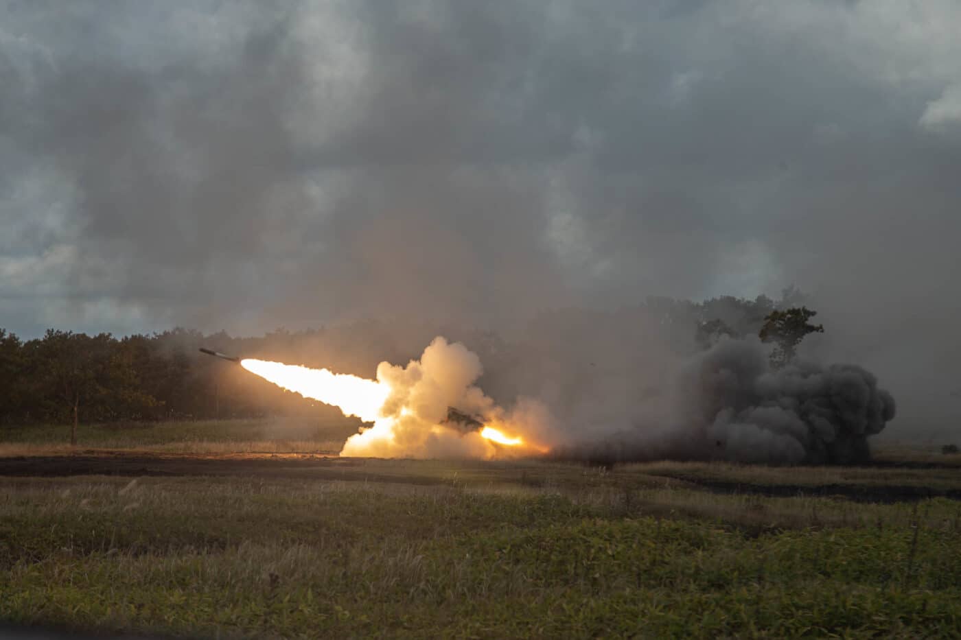 himars firing toward russia during us japan military exercise