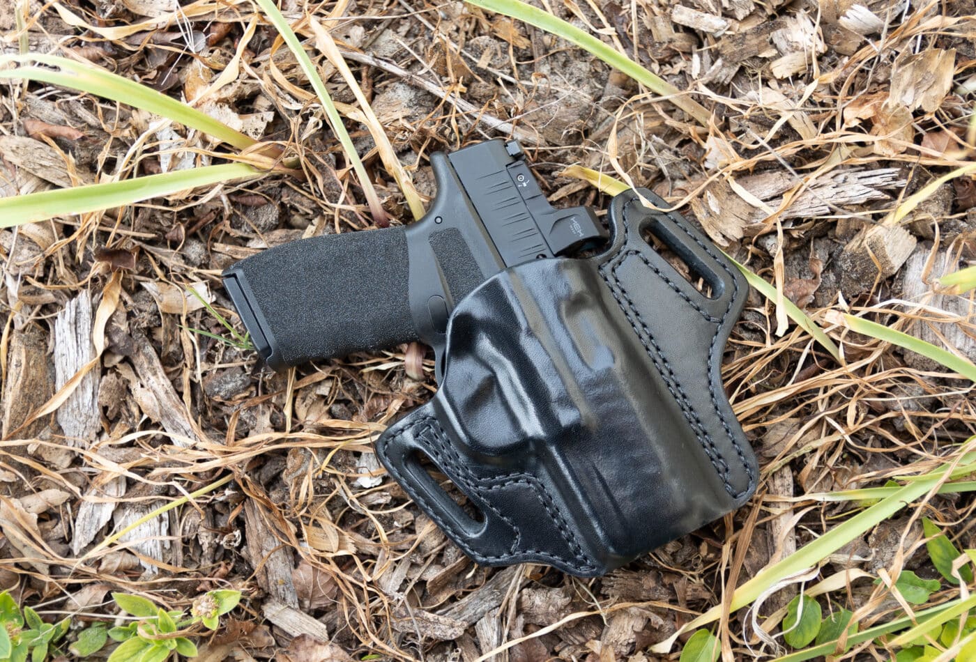 mitch rosen 5jr express holster with springfield hellcat pistol