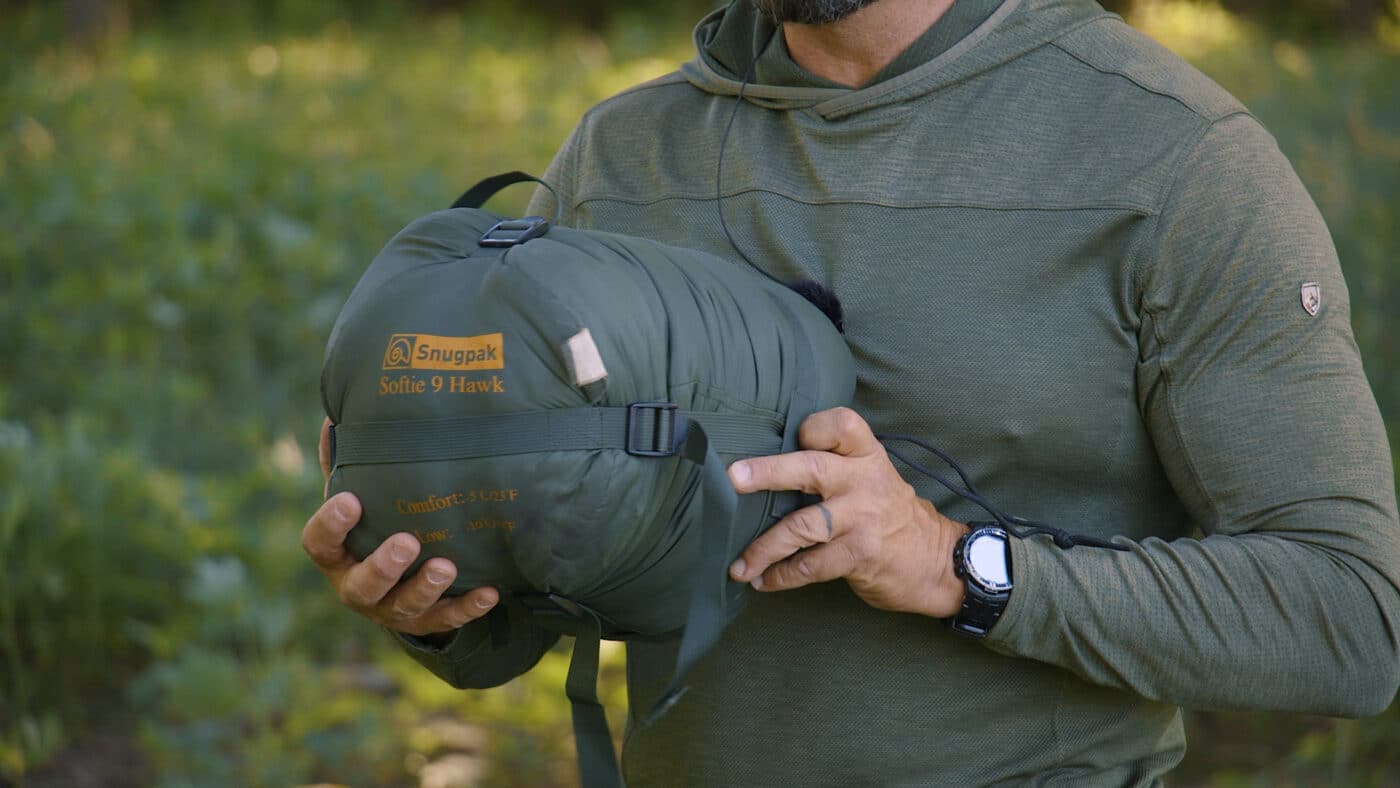 snugpack softie 9 hawk sleepingbag for hiking