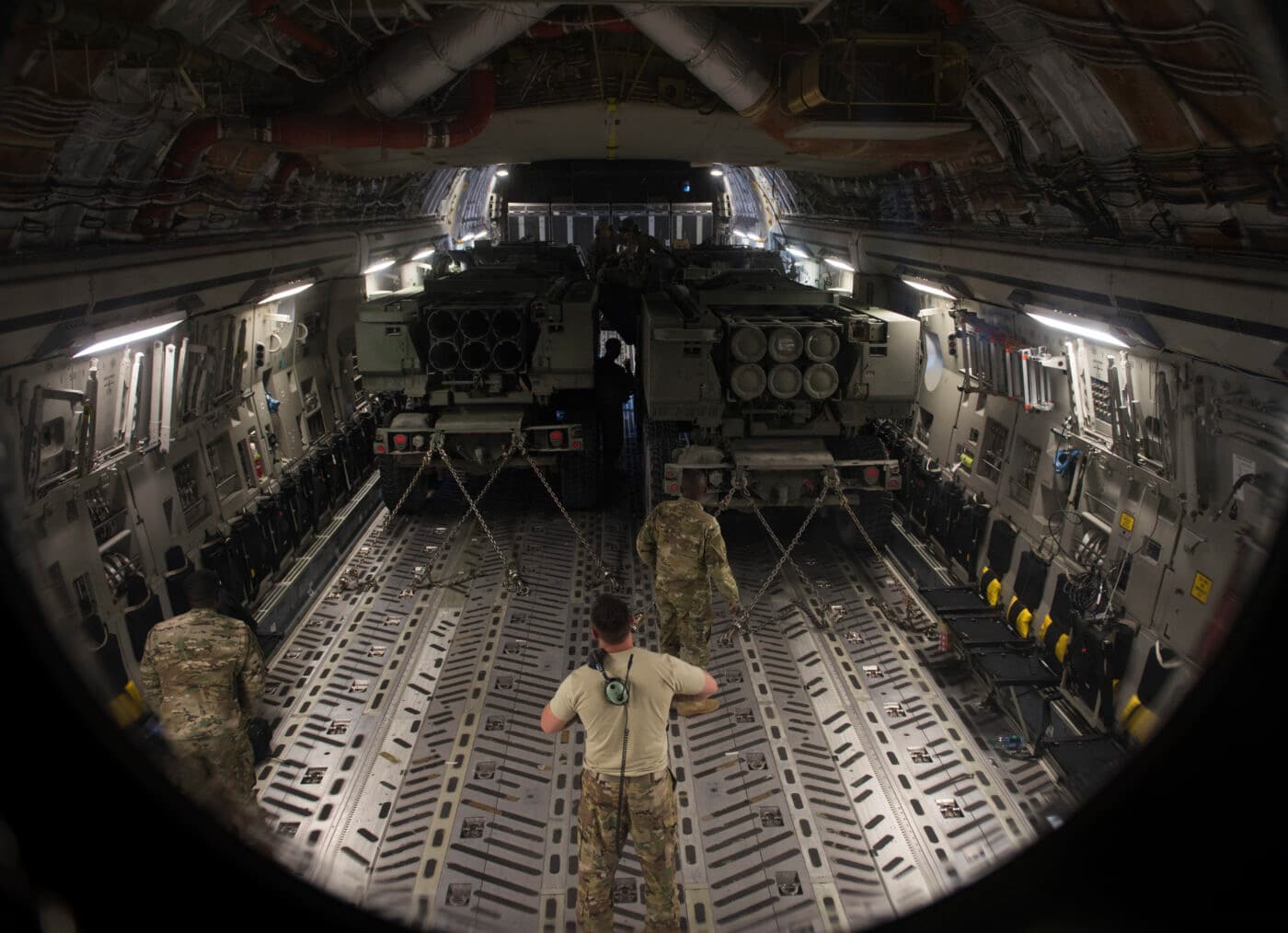 transporting m142 in c-17 plane