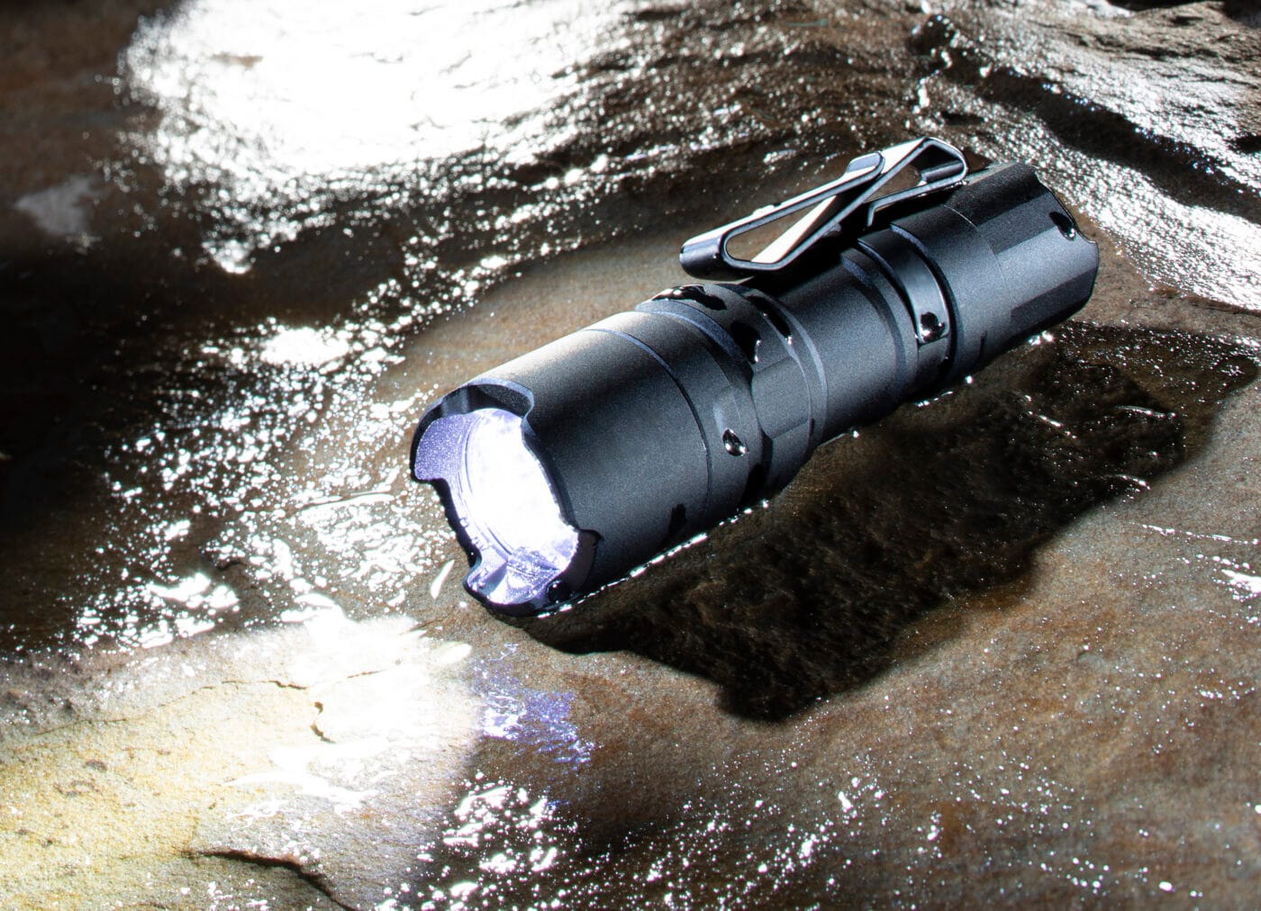 tactical flashlight lumens or candelas