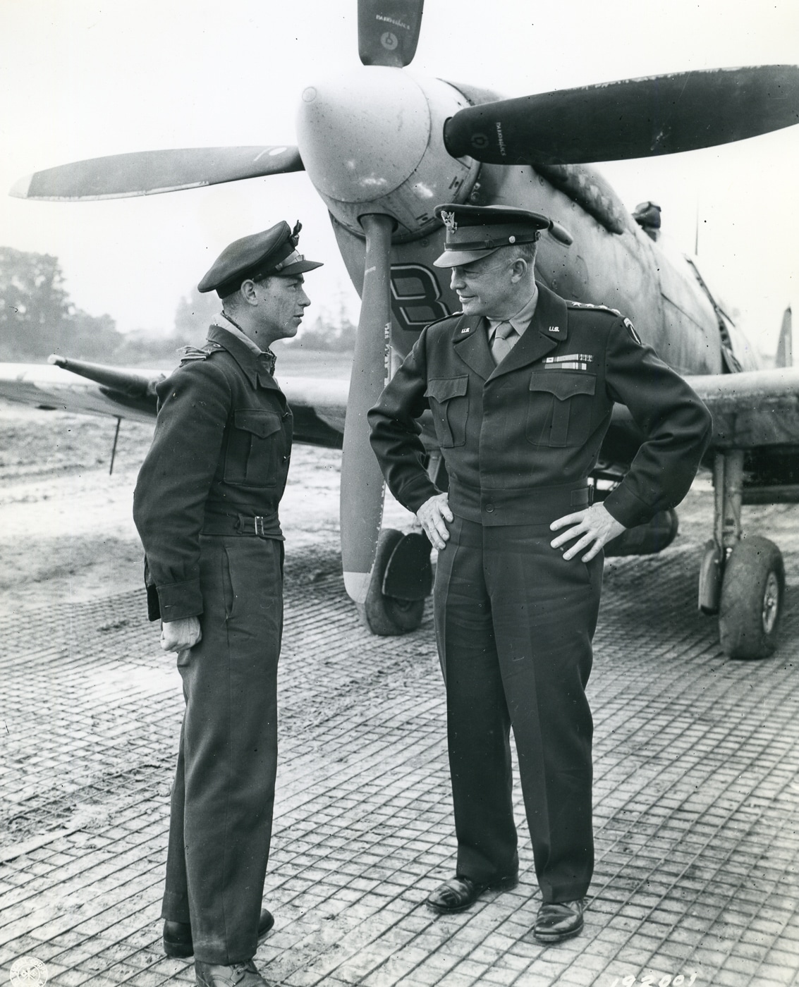 dwight eisenhower with spitfire