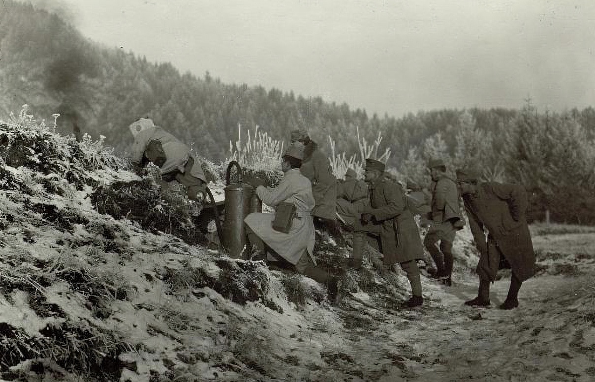 grof flamethrower practice in 1915