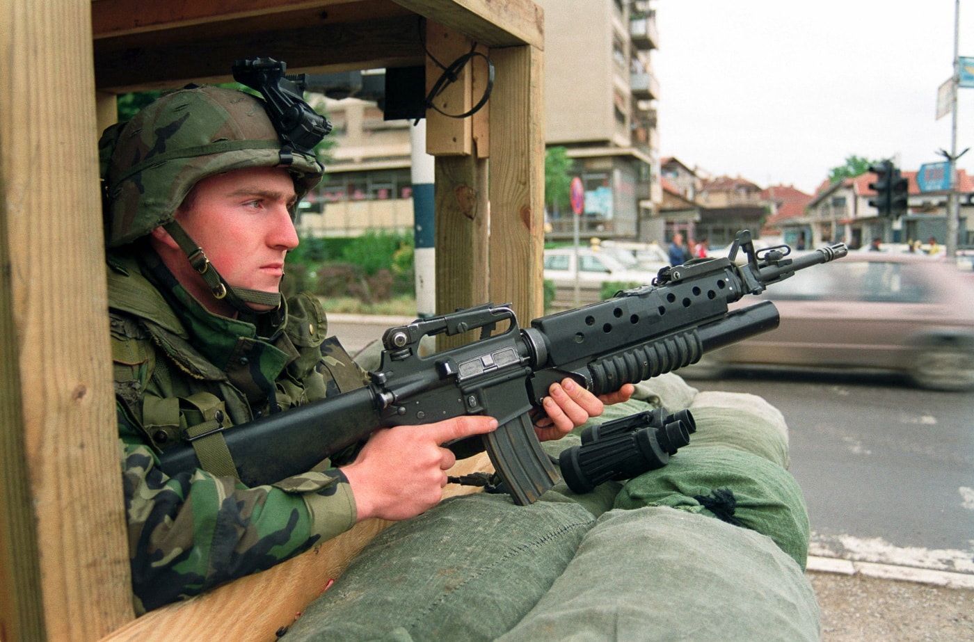 marine in kosovo with m203