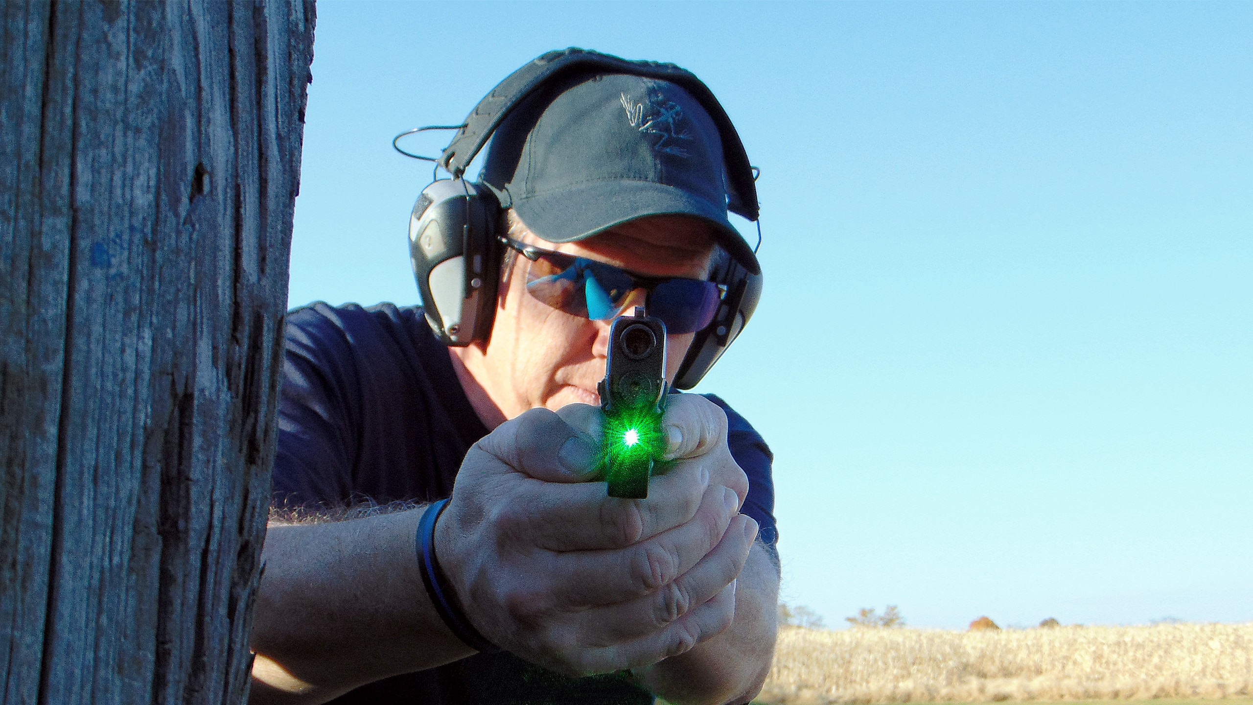 Review: Viridian E-Series Green Laser Sight for the Hellcat - The