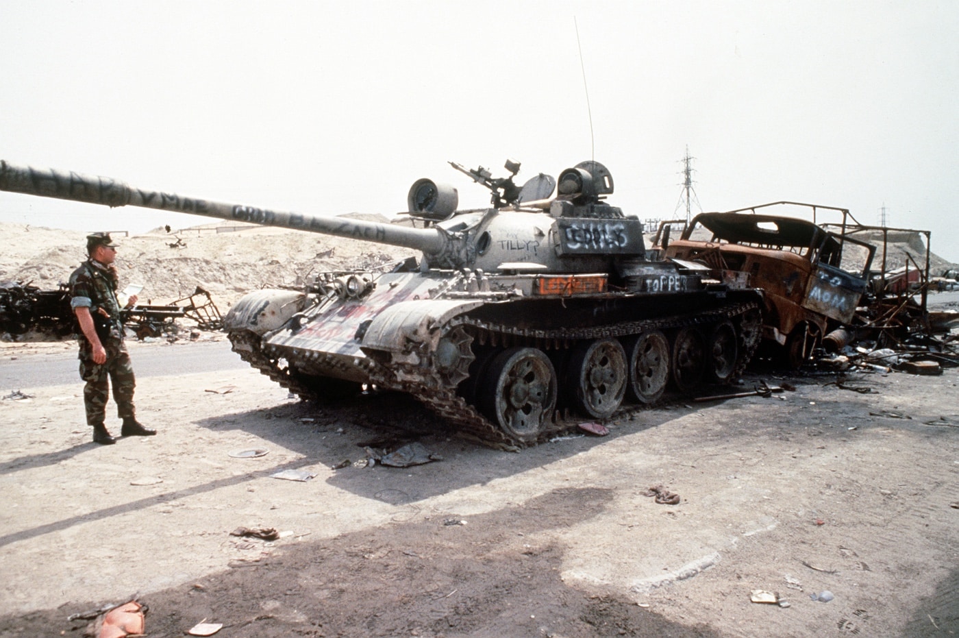 destroyed t-55 tank in iraq