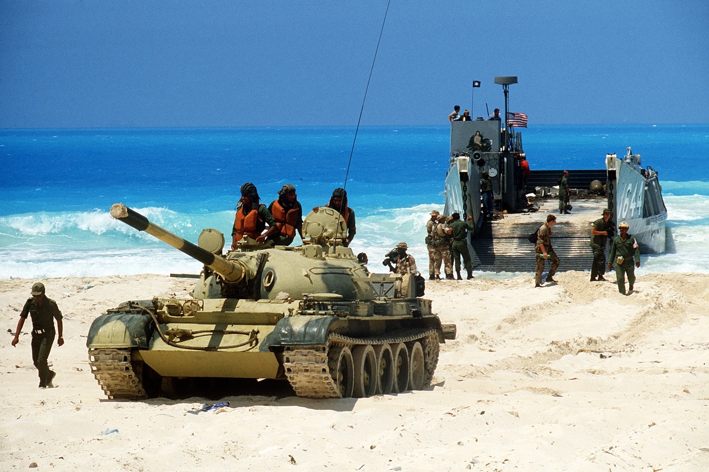 egyptian t-54 tanks on the beach