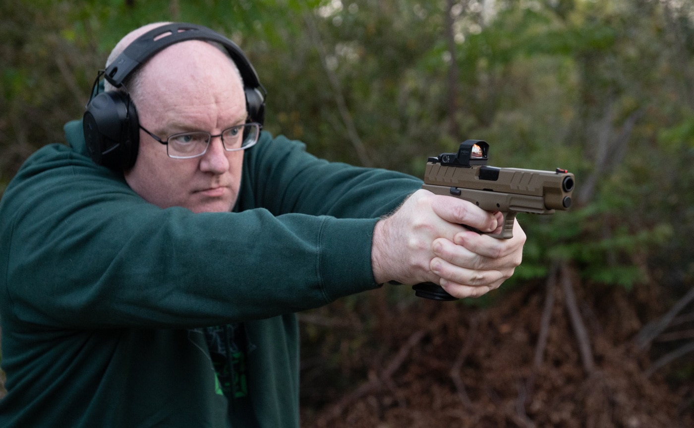 shooting the xd-m elite 10mm fde for testing