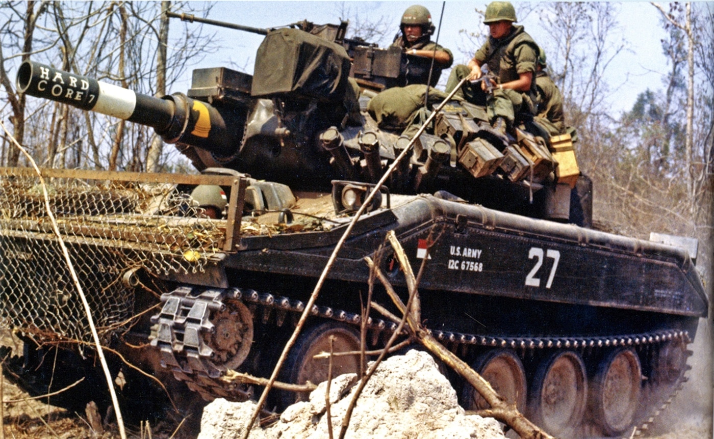 anti-rpg screen on m551 sheridan in vietnam