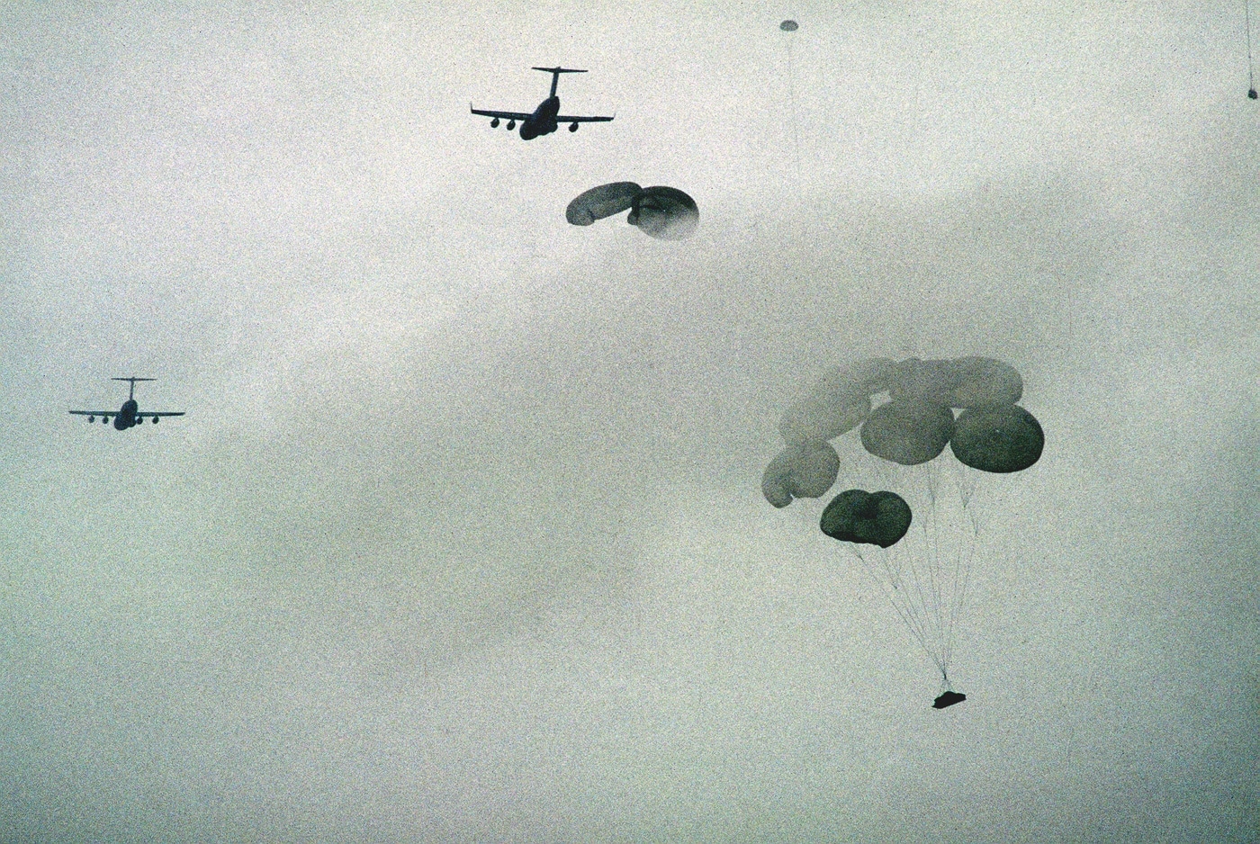 m551 air drop from c-17