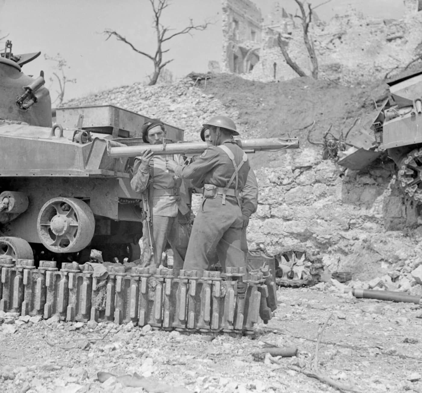 polish troops examine a panzerschreck