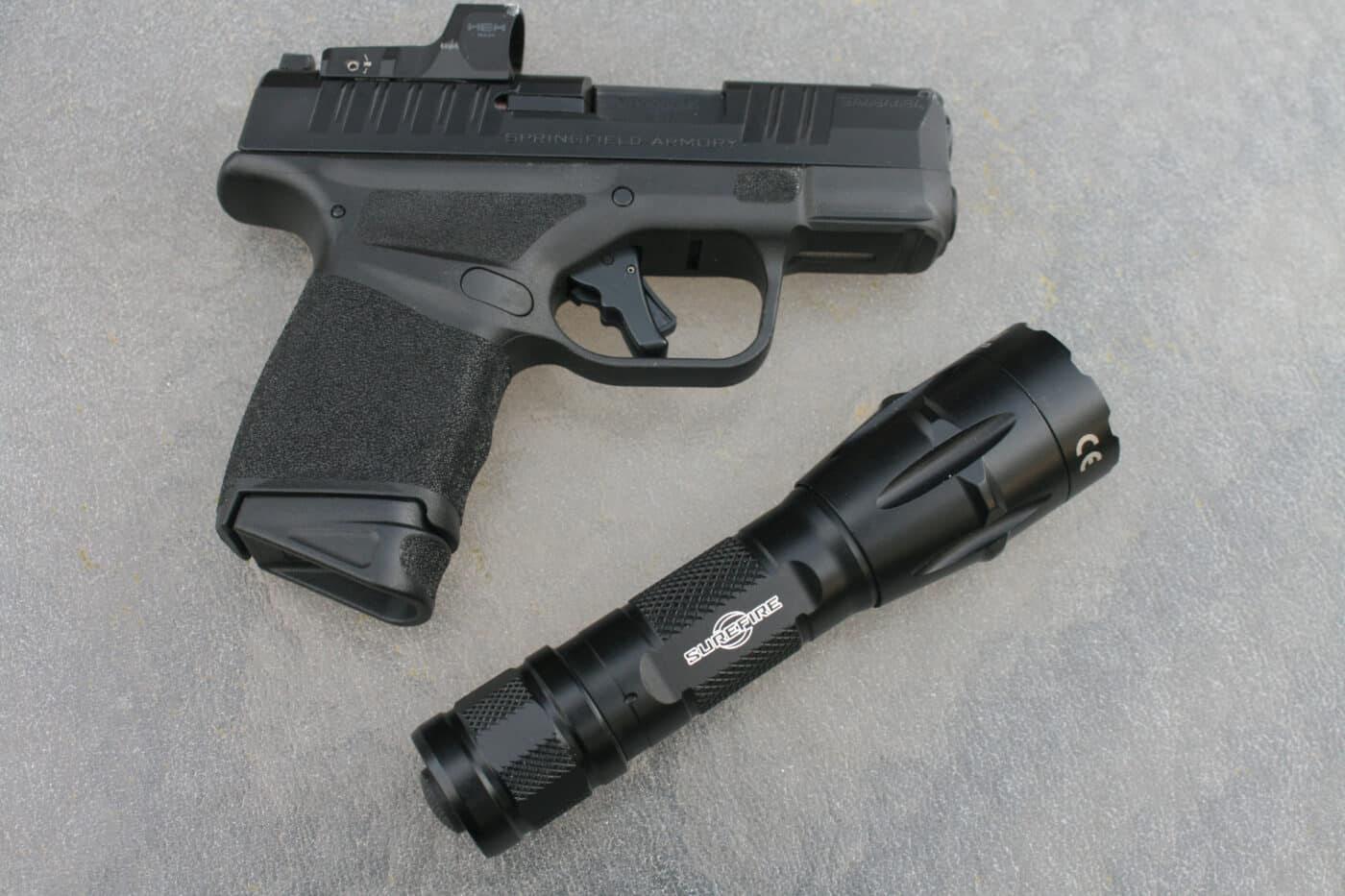 surefire flashlight with springfield armory hellcat