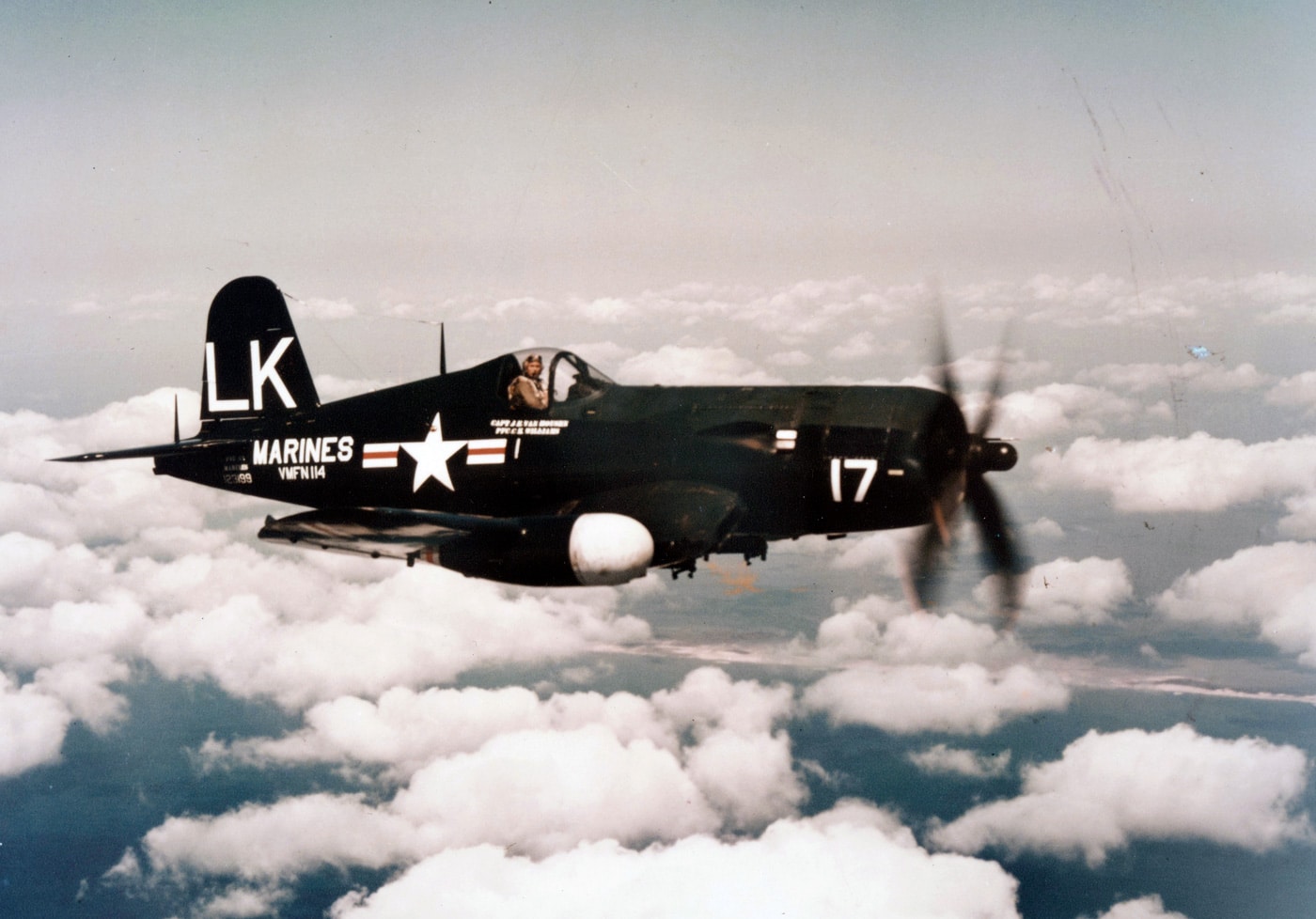 usmc f4u corsair