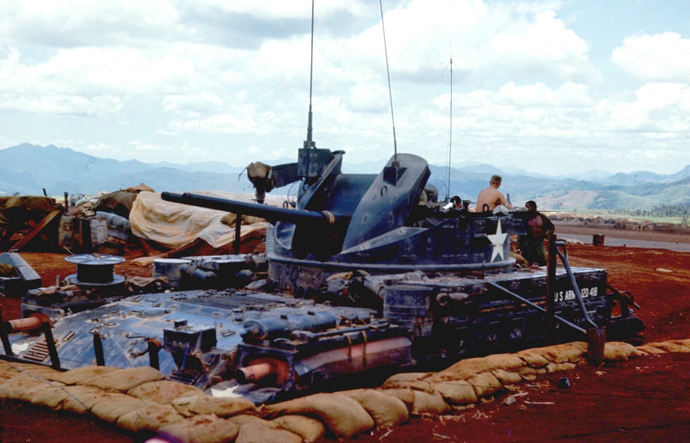 usmc m42 duster in a prepared position at khe sahn