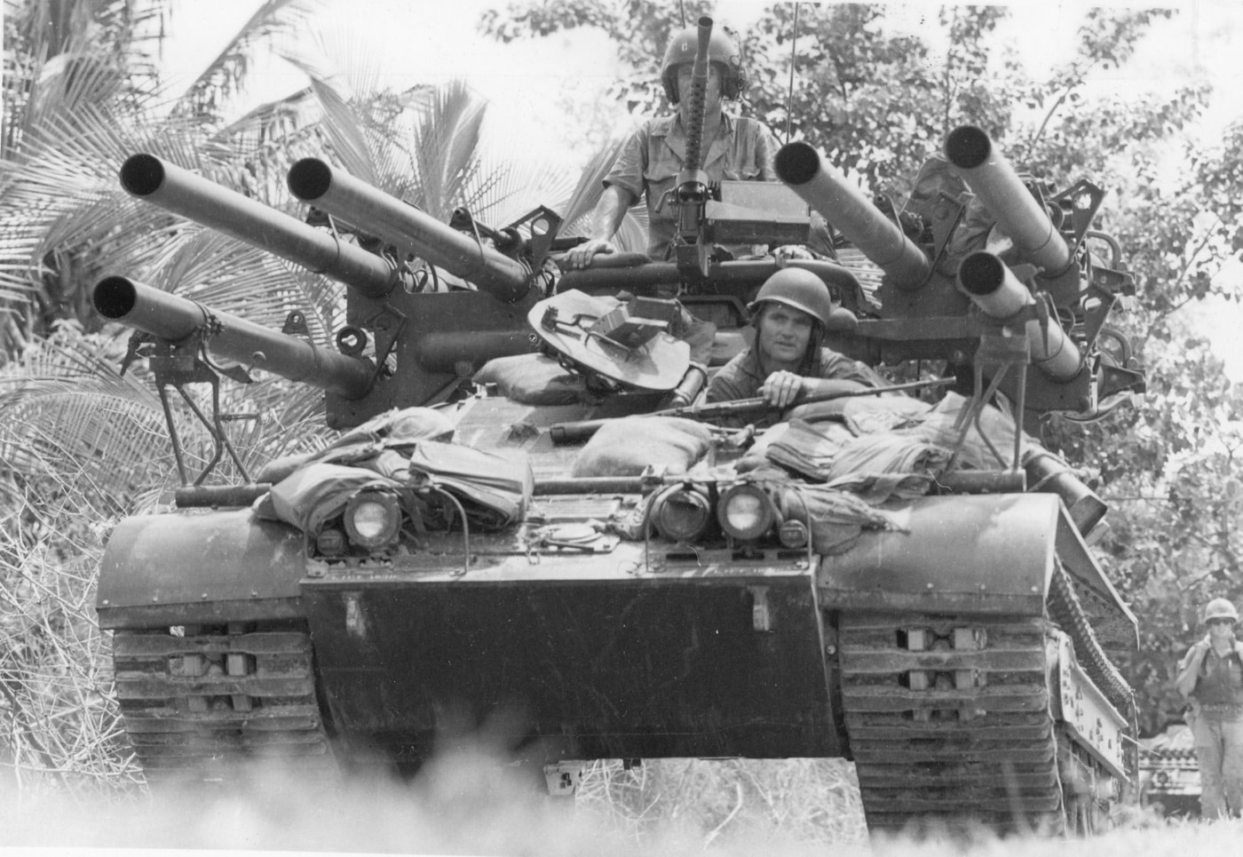 usmc m50 ontos near da nang in march 1965