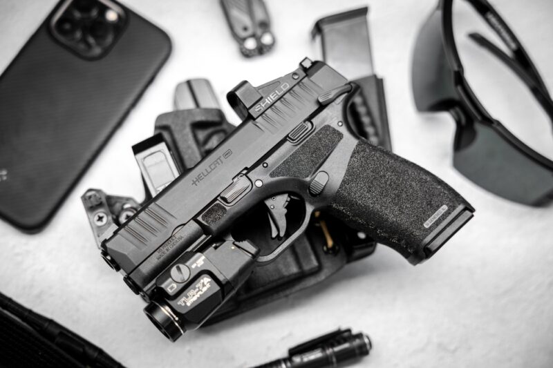 Considering the Hellcat Pro with Manual Safety The Armory Life