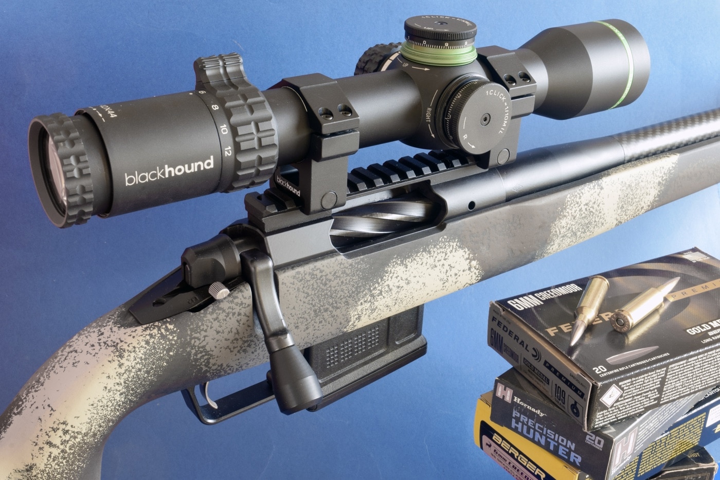mounted blackhound scope on waypoint rifle