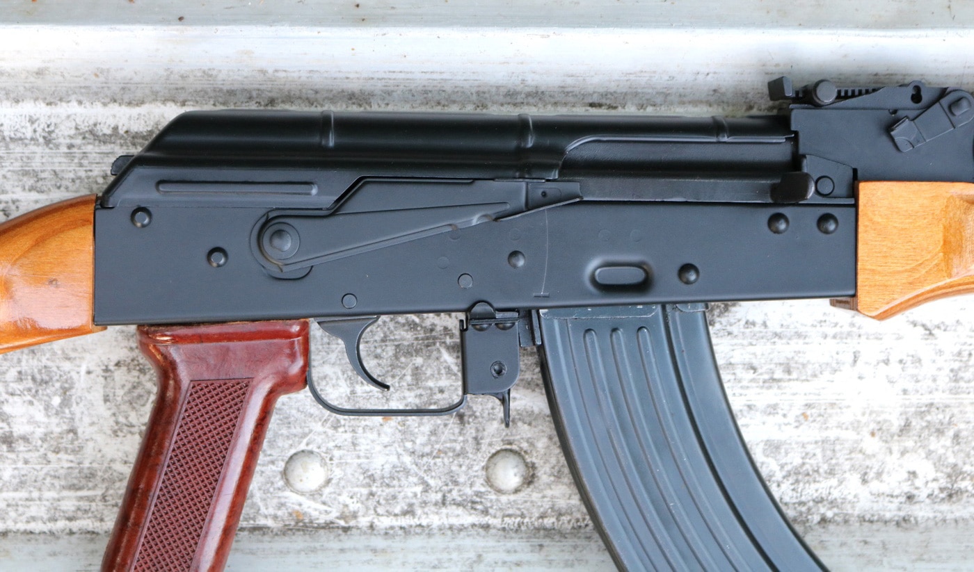 akm receiver