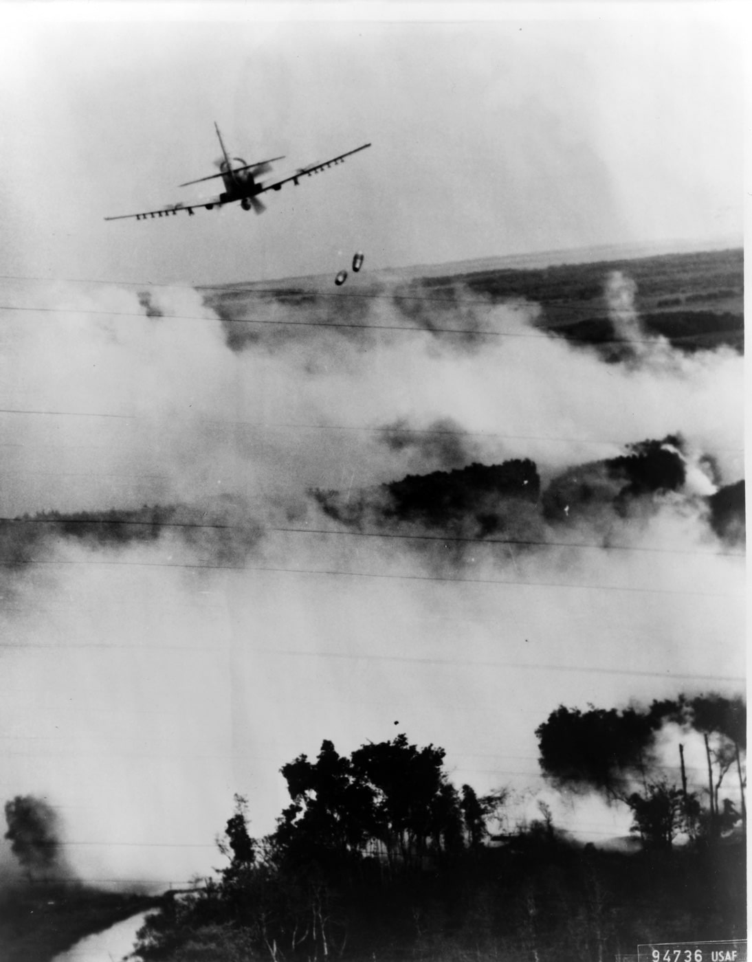 skyraider dropping napalm on nva troops