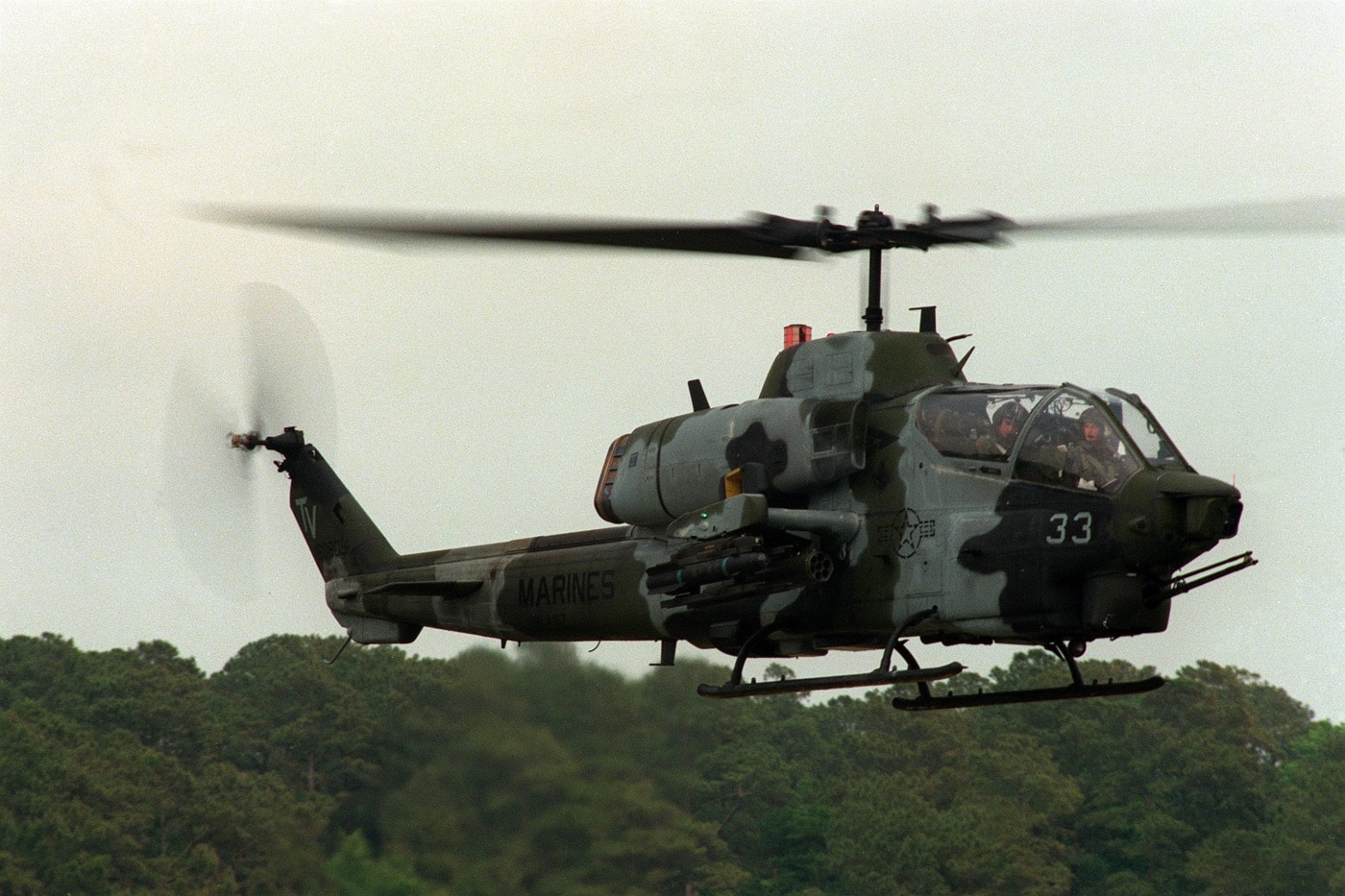 super cobra attack helicopters