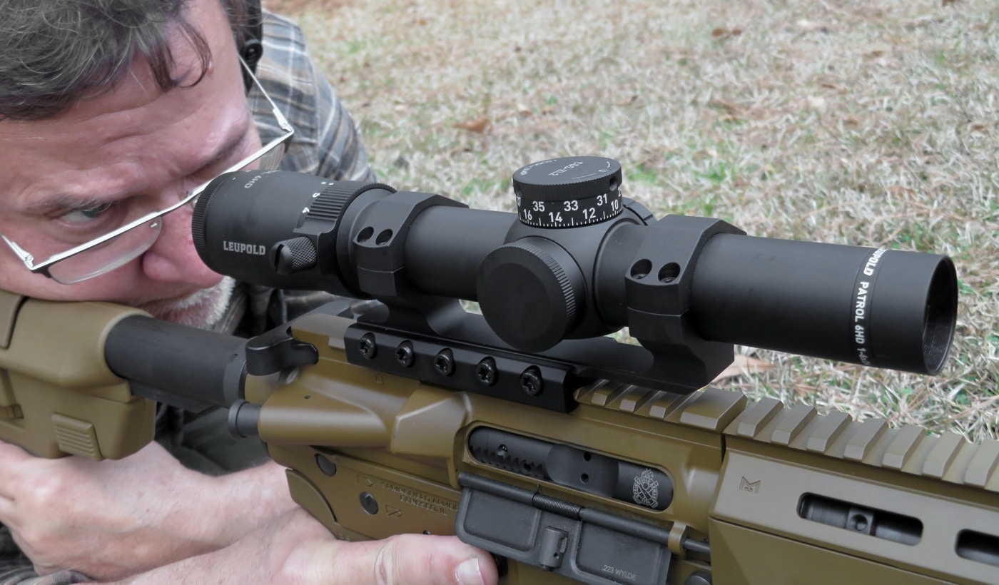 testing the leupold patrol 6hd scope on a saint rifle