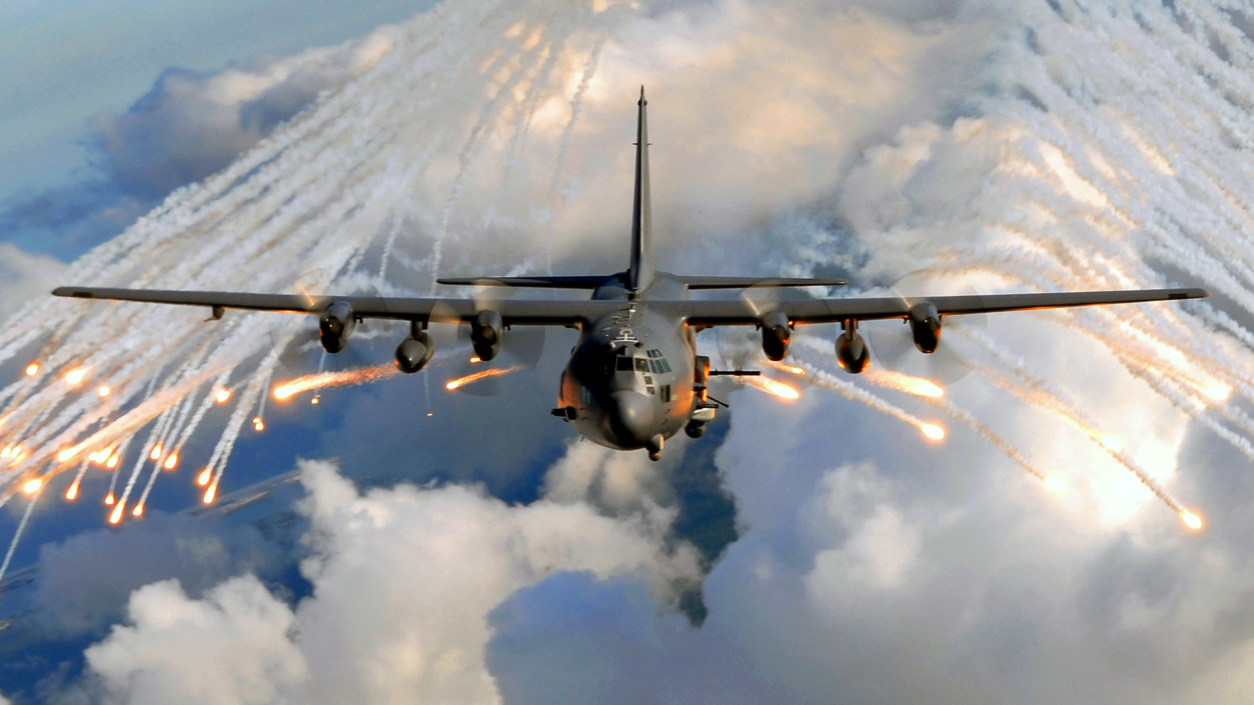 tyv hardware Afrika Lockheed AC-130 Gunship: Death Waits in the Dark - The Armory Life