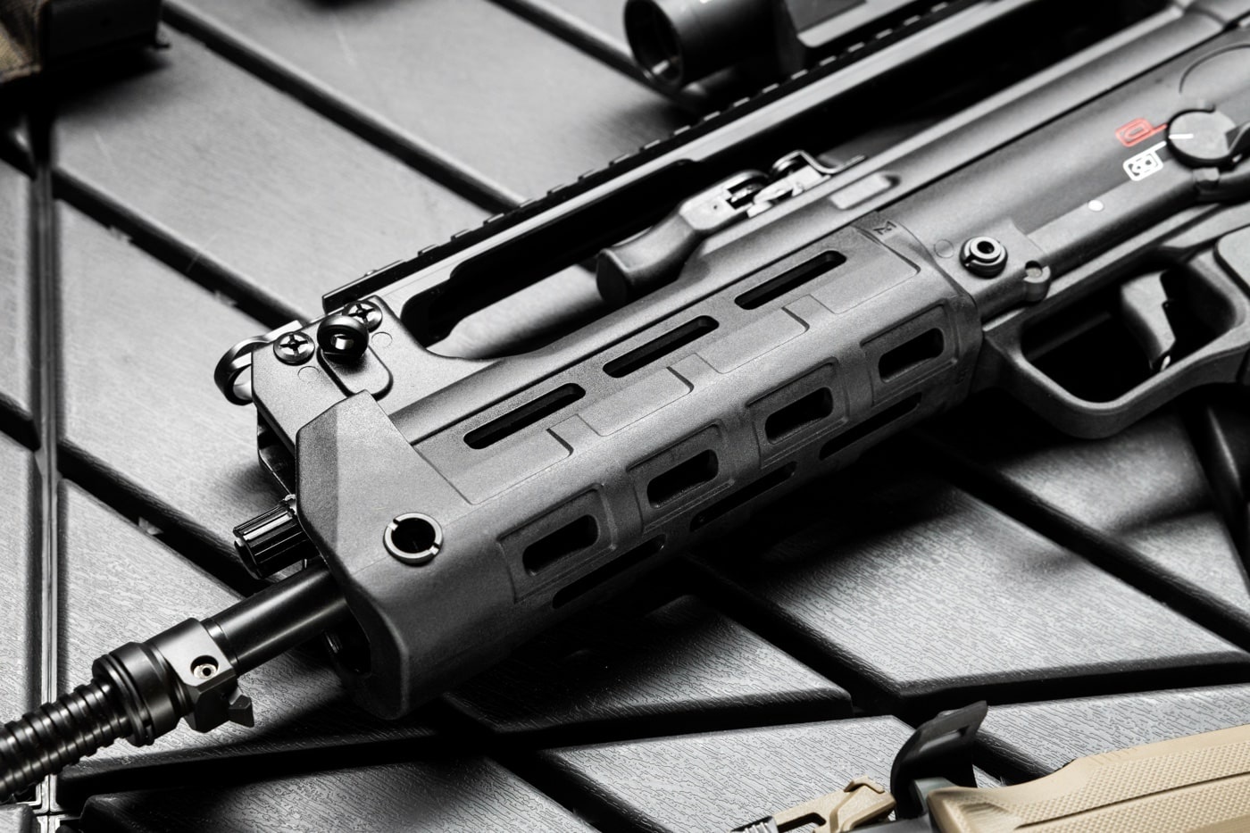 m-lok attachment points on springfield 20-inch hellion