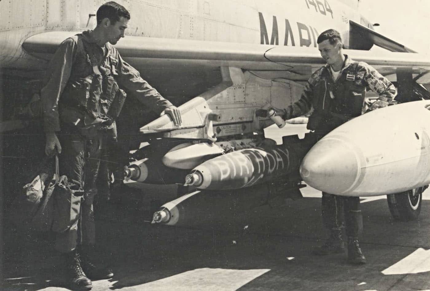 ordnance payload on f-4